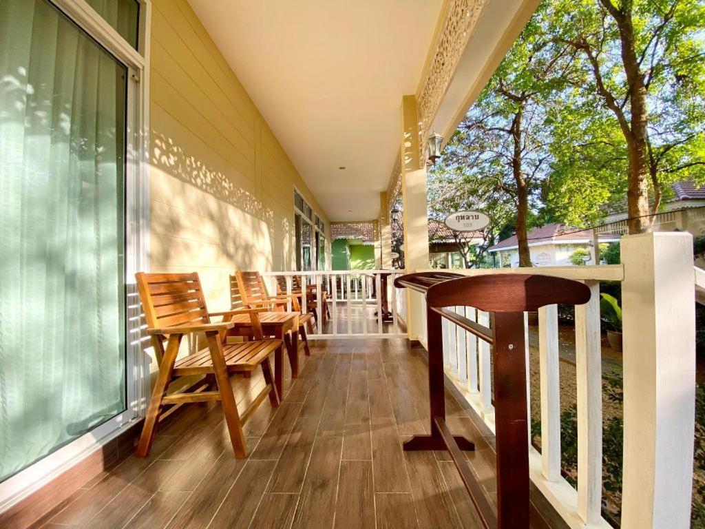 Ruen Maihom Riverside Cottage Kanchanaburi Luaran gambar